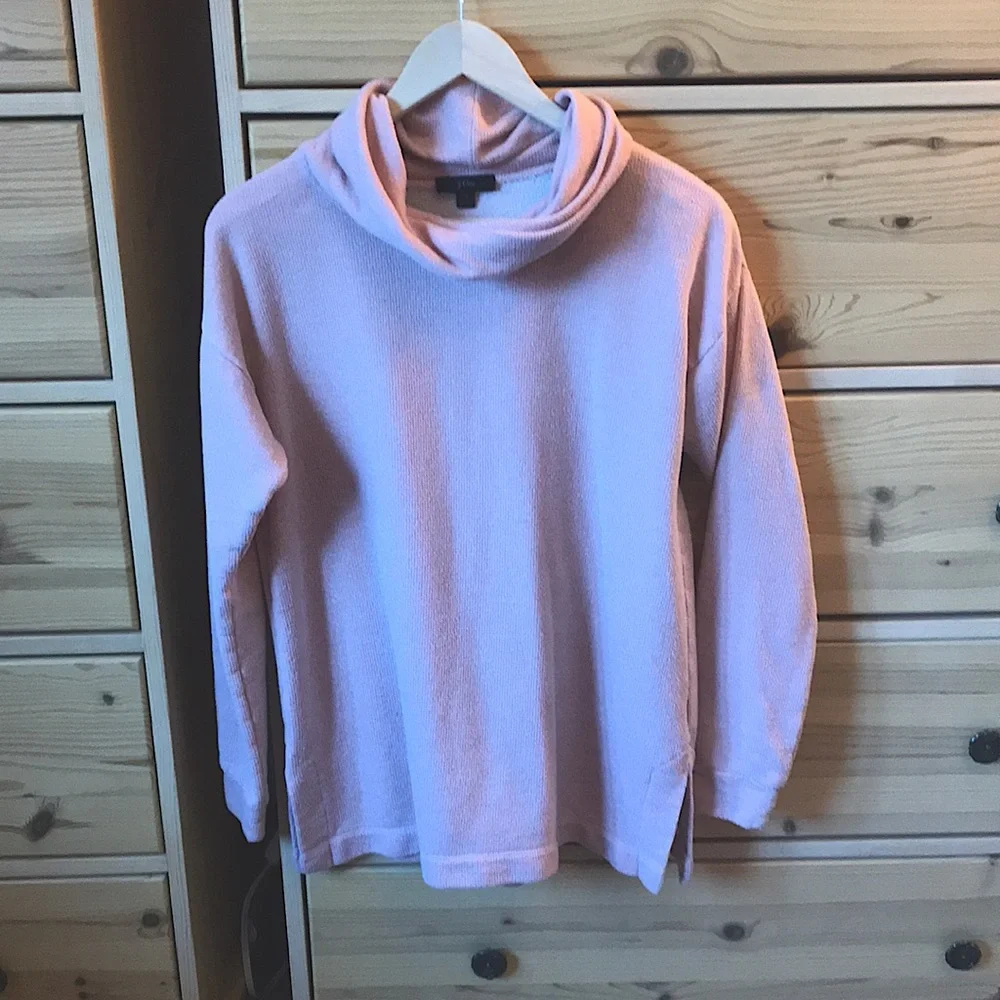 J. Crew Funnel Neck Sweater Pink AE783 Size Small
